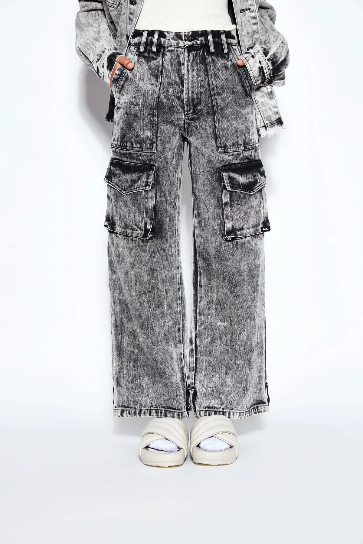 90s Baggy Denim Cargo Jeans- White