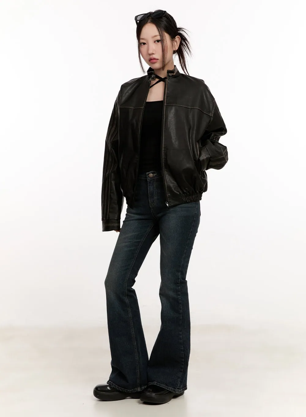 Claire Slim-Fit Flared Jeans CM507