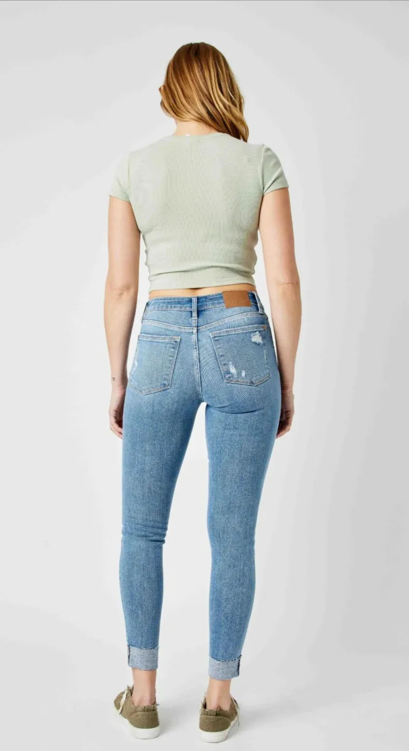 Mid Rise Destroy & Cuff Skinny