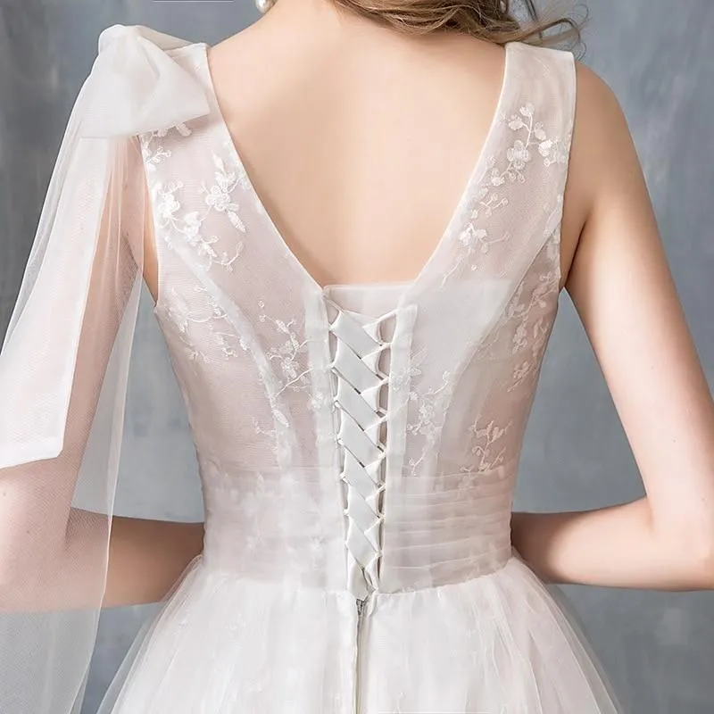 New A-line beautiful Wedding Dress With Small Train