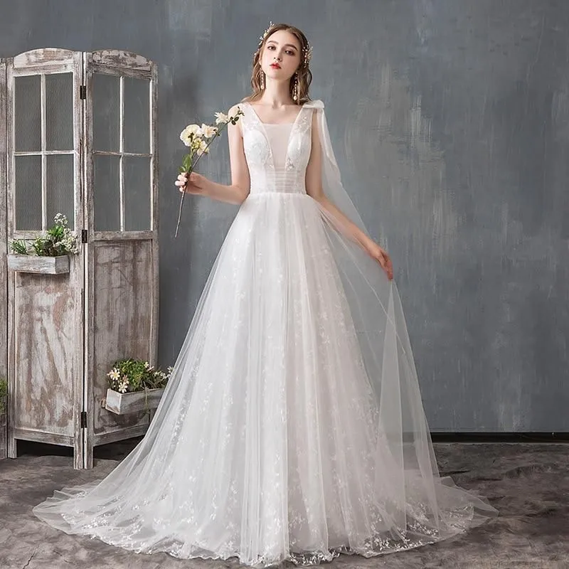 New A-line beautiful Wedding Dress With Small Train
