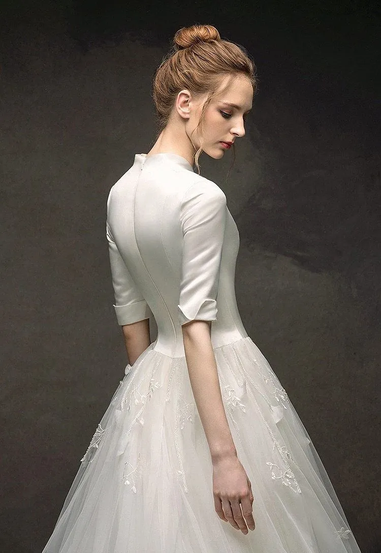 New Luxury Wedding Dress Half Sleeves Satin Gown