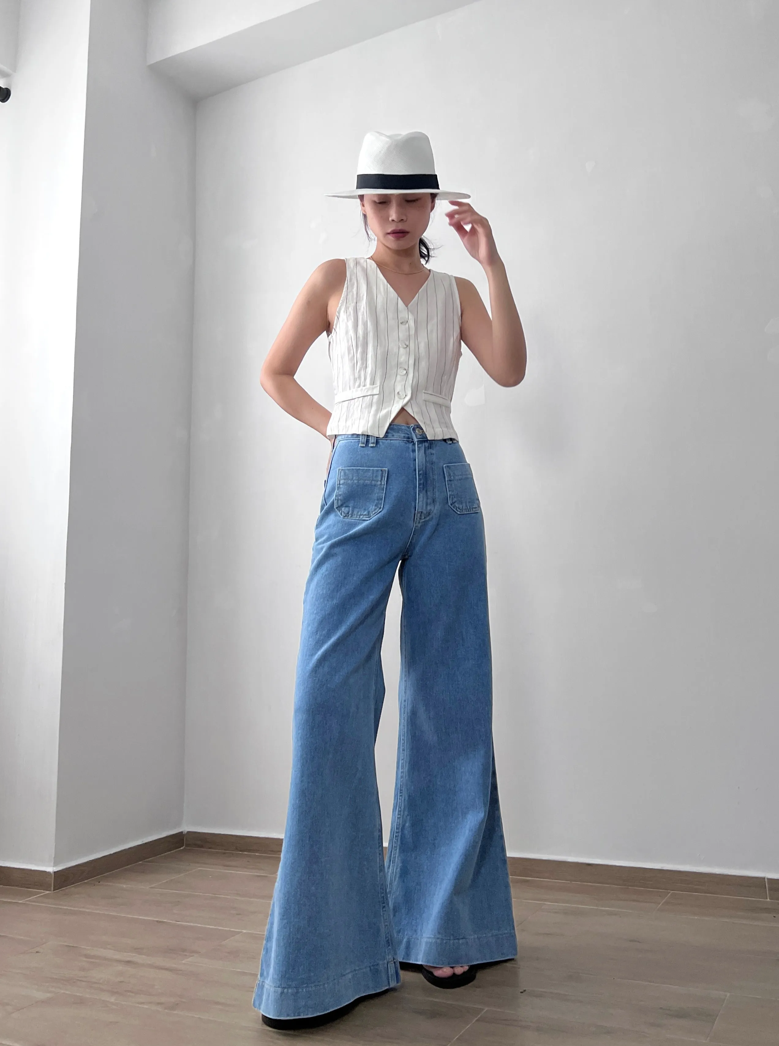 Sold out ✖️6PO No.9 Patch pocket flared jeans