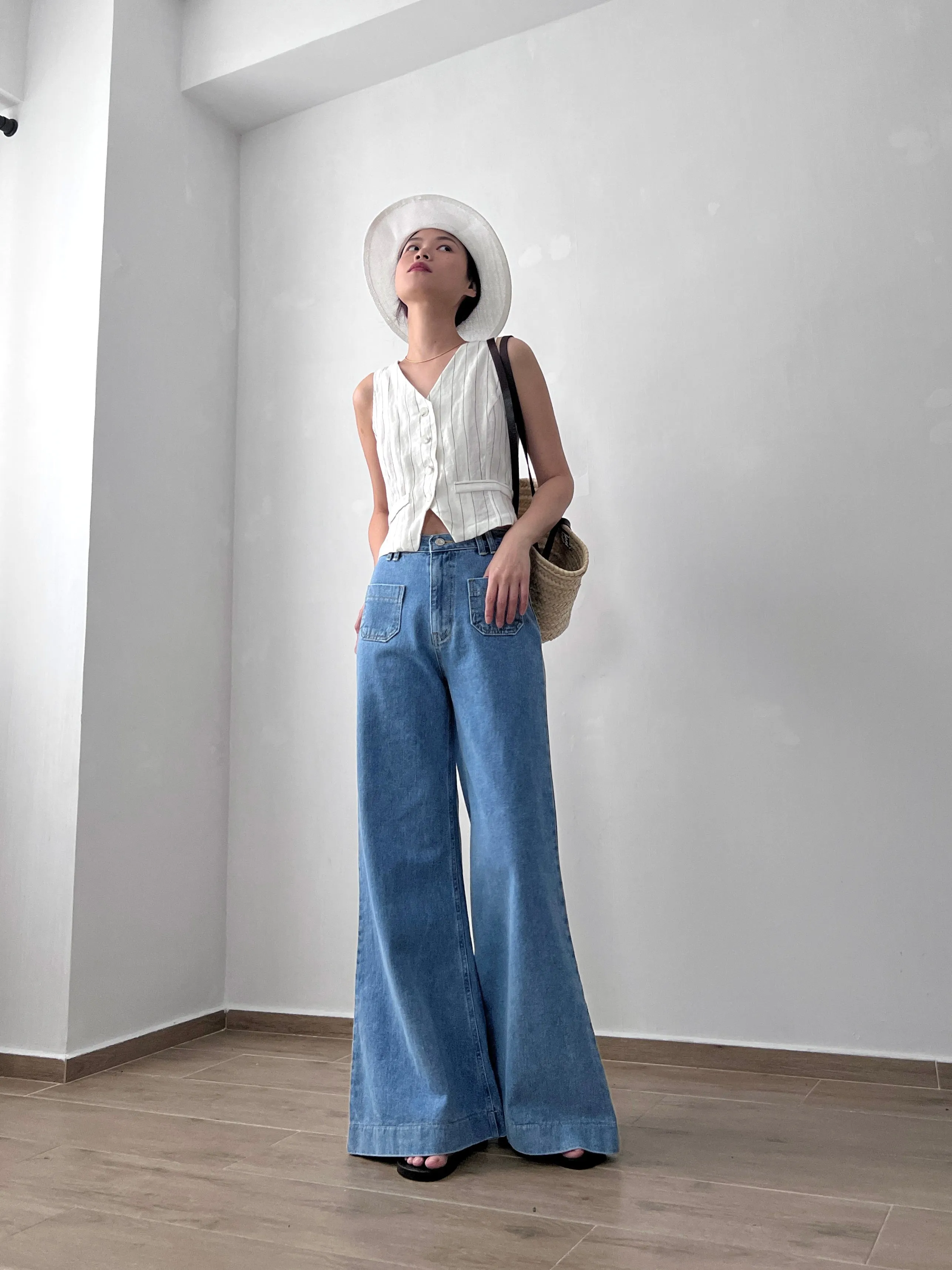 Sold out ✖️6PO No.9 Patch pocket flared jeans