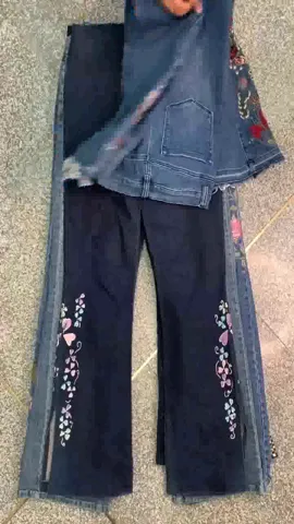 Y2k Embellished Flared Jeans (RX-313)